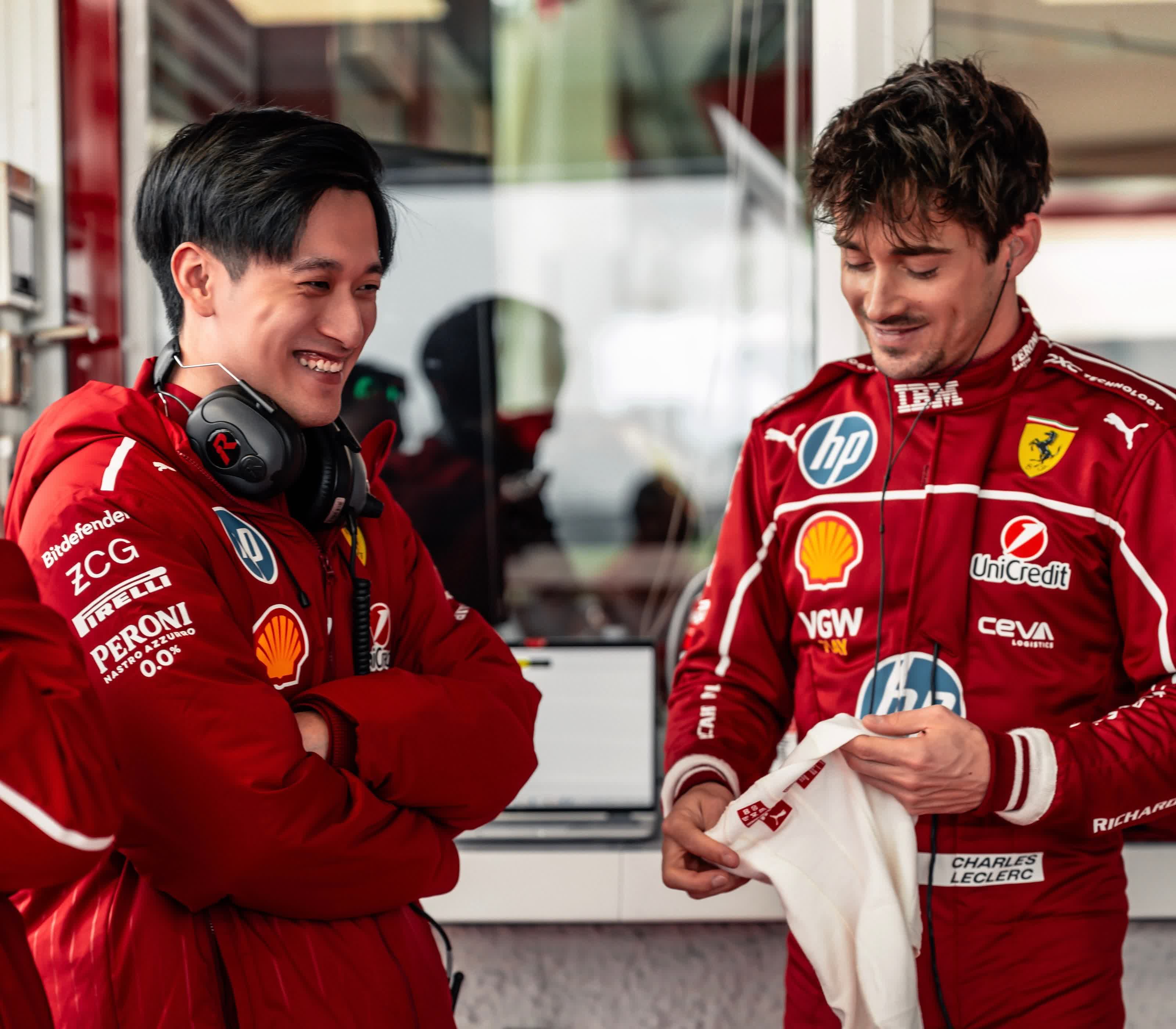 索伯车队完胜哈斯车队,周冠宇带队取胜 索伯车队完胜哈斯车队,周冠宇带队取胜