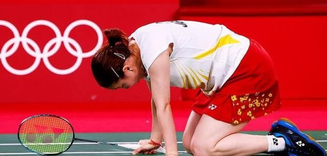 日本队险胜中国队，黄鸭组合扛起全队