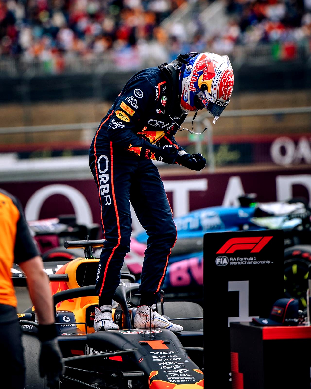 开云体育登录-红牛车队碾压威廉姆斯，皮亚斯特里关键制胜