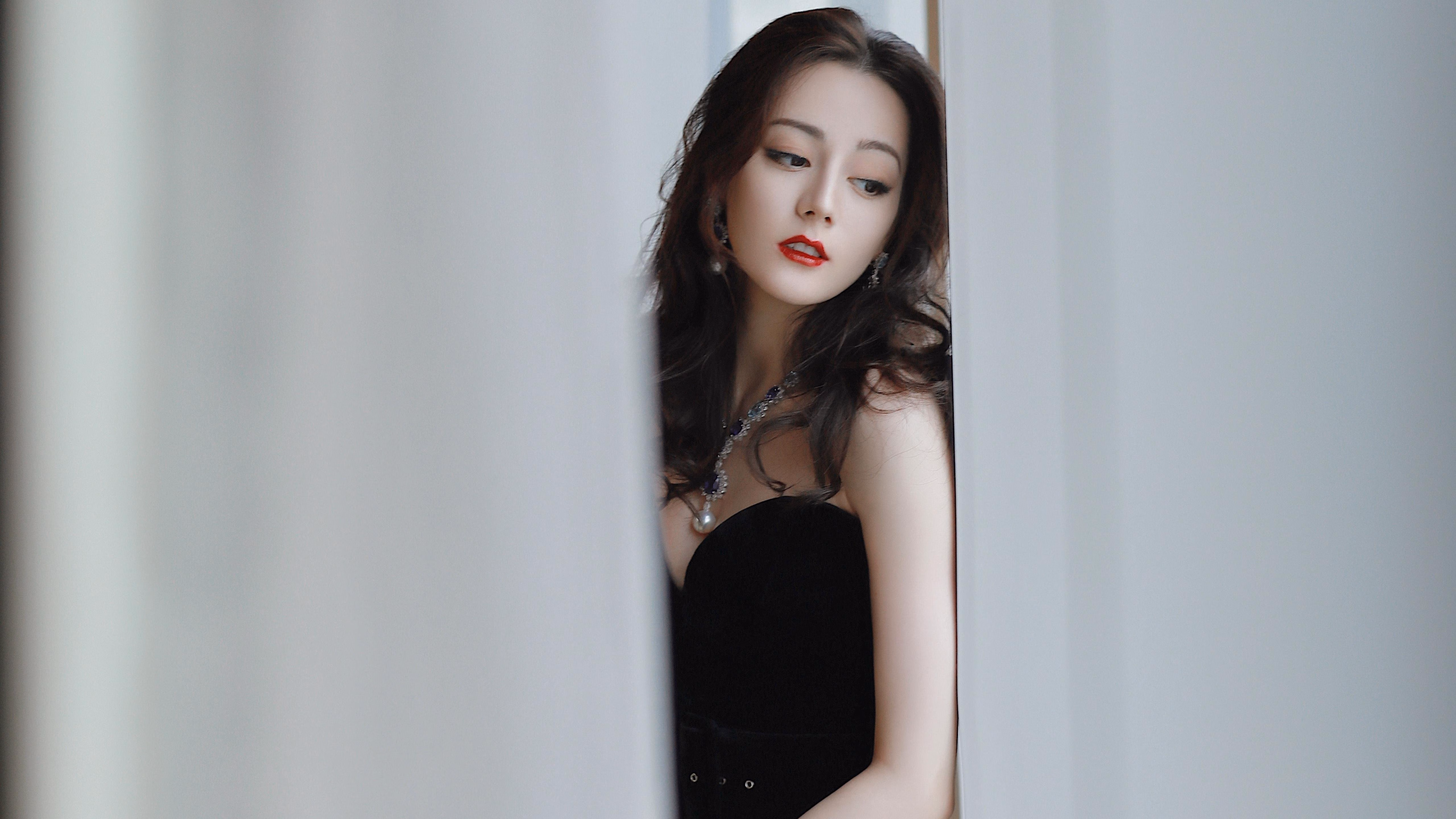 格列兹曼的魔术秀，一脚写意斜塞，一场莱比锡的沉稳胜利