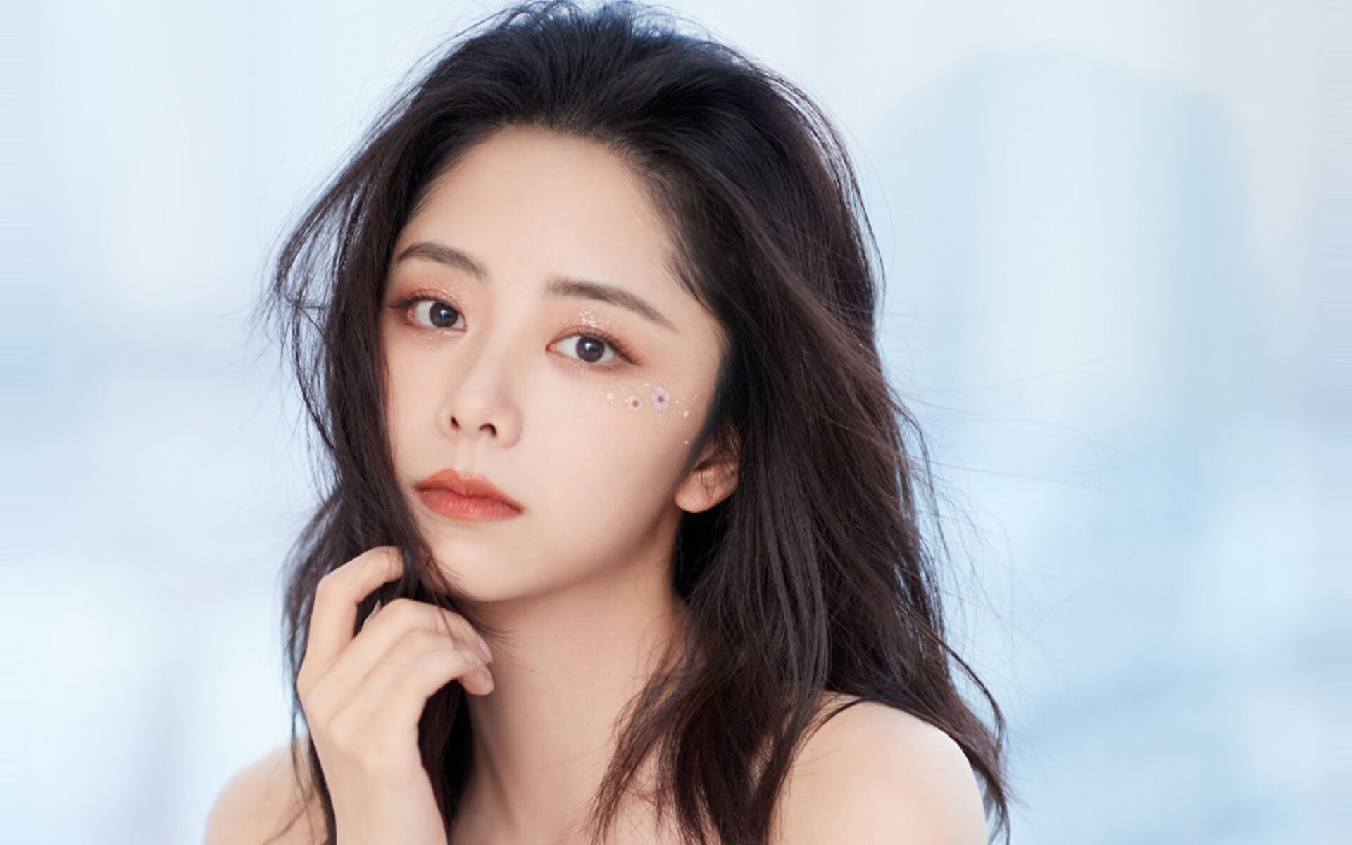 卡塔尔资本下的英超南美风暴，哥伦比亚节奏大师如何导演争冠焦点战