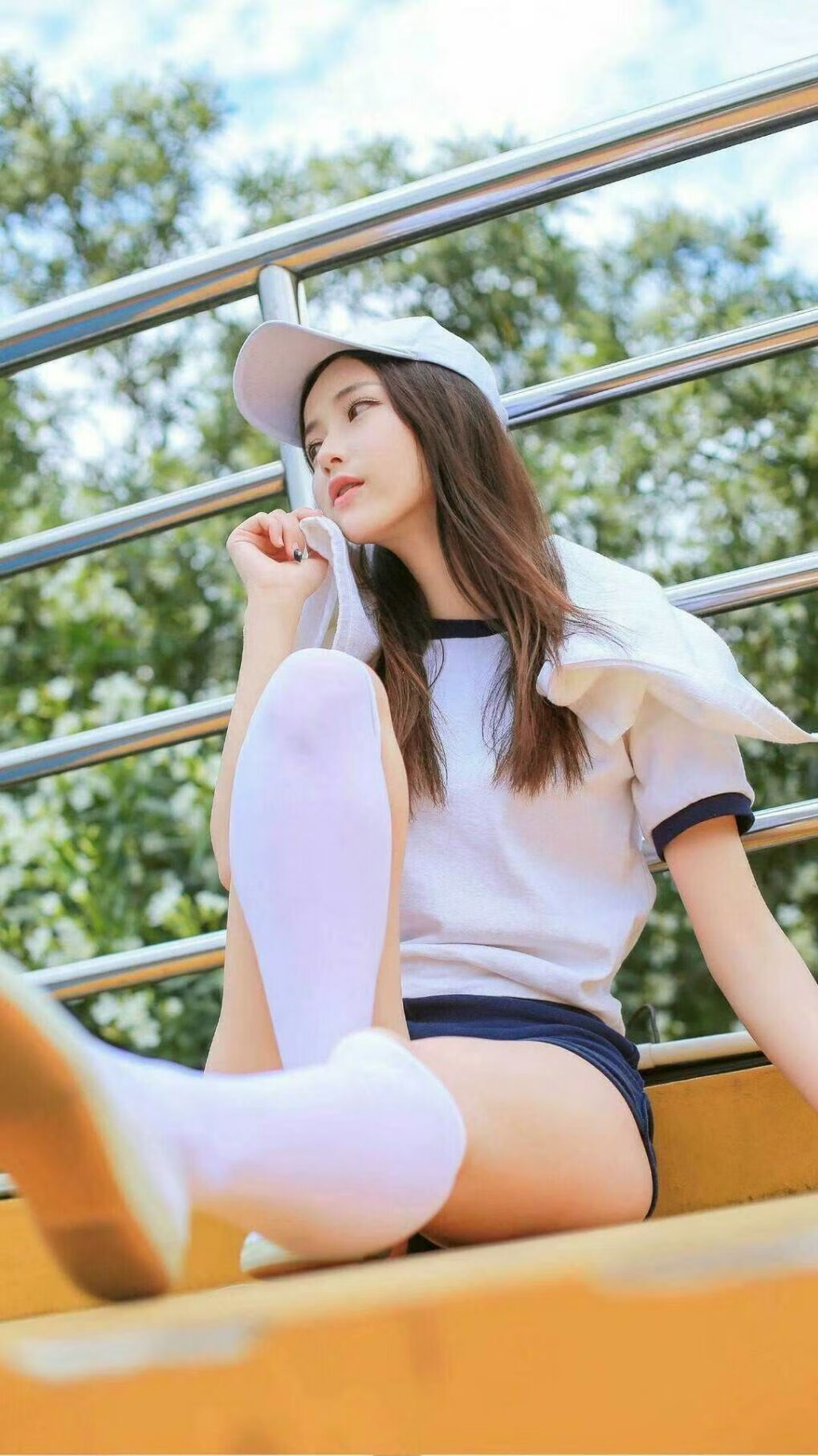 悬崖边的死寂，最后一个暂停，自我审判中重生的米切尔