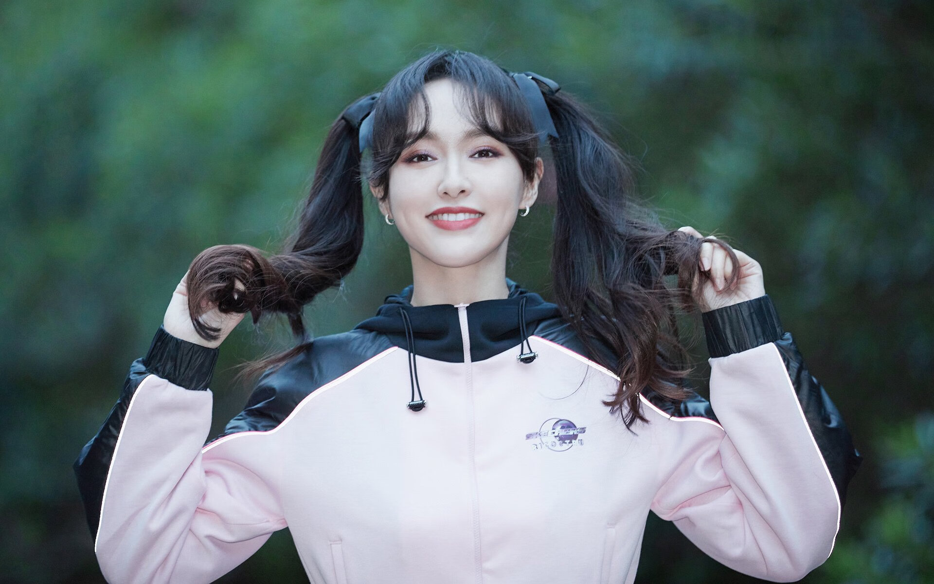 非常有意思，它巧妙地结合了事实（2026世界杯G组确实有葡萄牙和突尼斯）与一个大胆的假设（日本球星三笘薰如何在这个小组中发挥关键作用）这个矛盾点本身就蕴含着极强的故事张力